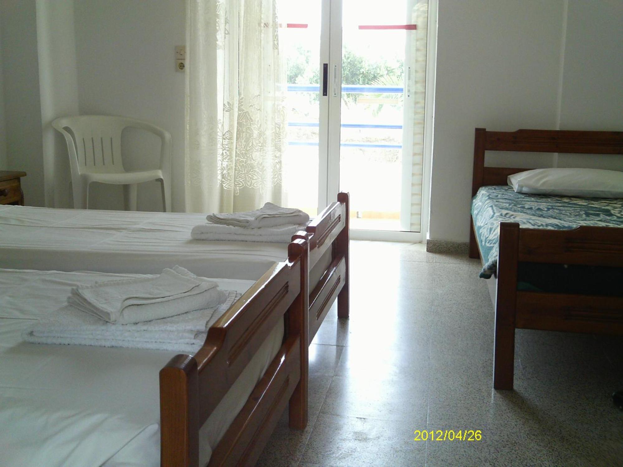 Maritsa Apartment Кефалос Екстериор снимка